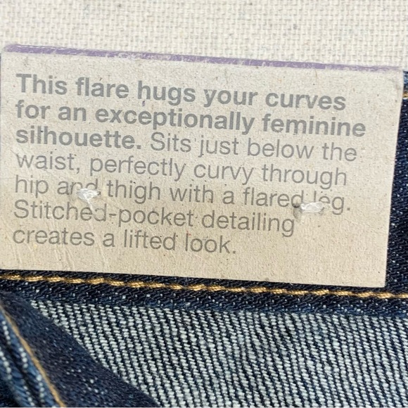 GAP~NWT~Women’s Curvy Flare‎ Dark Vintage Mid Rise Jeans~Sz 8/29R - Picture 12 of 14